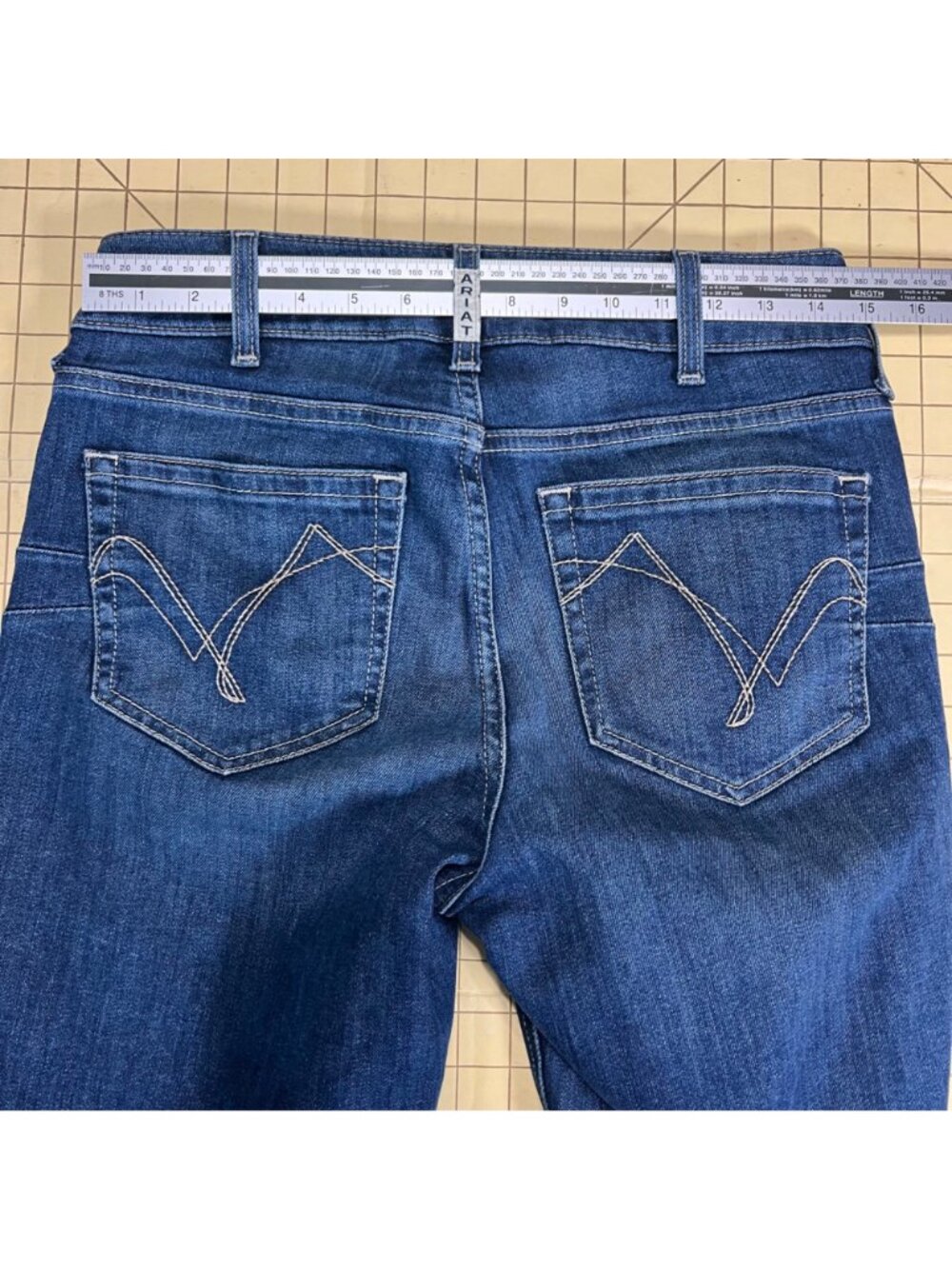 Ariat Womens R.E.A.L Denim Straight Leg Jeans 28R Medium Wash Western Style - Picture 4 of 5